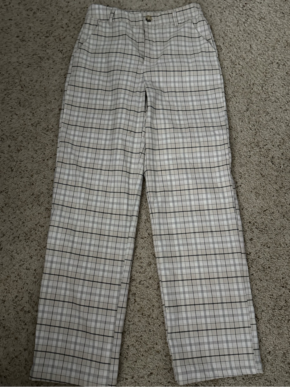 Full Tilt Plaid Pants in White and Cream
